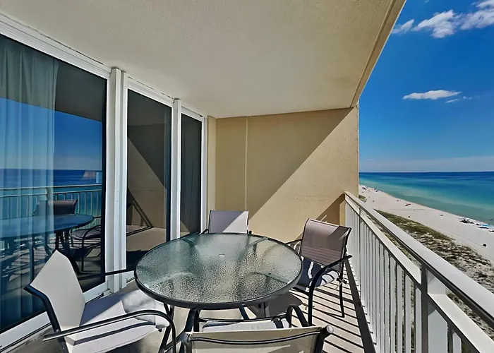 Emerald Beach 1030